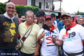 Miles de sandinistas caminan en saludo al 44/19 en Julio Victorioso