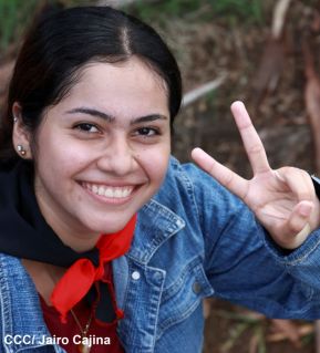 Miles de sandinistas caminan en saludo al 44/19 en Julio Victorioso