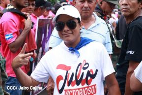 Miles de sandinistas caminan en saludo al 44/19 en Julio Victorioso