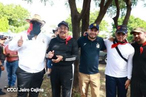 Miles de sandinistas caminan en saludo al 44/19 en Julio Victorioso