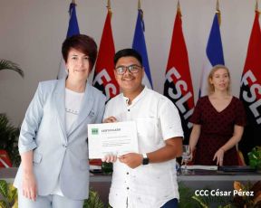  Comunicadores de Nicaragua y de RT en Español aprendiendo juntos