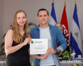  Comunicadores de Nicaragua y de RT en Español aprendiendo juntos