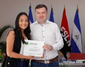  Comunicadores de Nicaragua y de RT en Español aprendiendo juntos