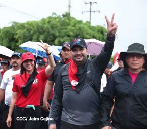 Multitudinaria caminata en saludo al 44/19 y homenaje a la gesta heroica de Julio Buitrago