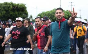 Multitudinaria caminata en saludo al 44/19 y homenaje a la gesta heroica de Julio Buitrago