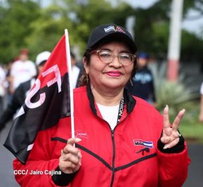 Multitudinaria caminata en saludo al 44/19 y homenaje a la gesta heroica de Julio Buitrago
