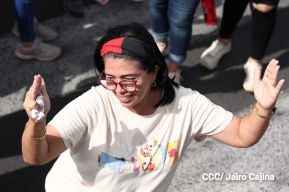 Familias sandinistas celebran con caminata el Día de la Alegría en Nicaragua
