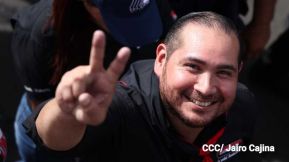 Familias sandinistas celebran con caminata el Día de la Alegría en Nicaragua