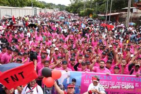 Familias sandinistas celebran con caminata el Día de la Alegría en Nicaragua