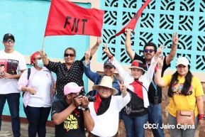Familias sandinistas celebran con caminata el Día de la Alegría en Nicaragua