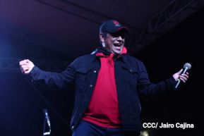 Así celebran las familias nicaragüenses la vigilia para recibir el 44/19 del triunfo de la Revolución Sandinista 