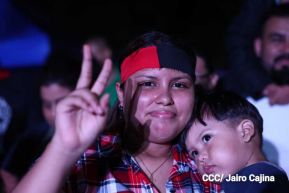 Así celebran las familias nicaragüenses la vigilia para recibir el 44/19 del triunfo de la Revolución Sandinista 