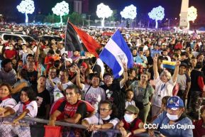 Así celebran las familias nicaragüenses la vigilia para recibir el 44/19 del triunfo de la Revolución Sandinista 