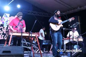 Así celebran las familias nicaragüenses la vigilia para recibir el 44/19 del triunfo de la Revolución Sandinista 