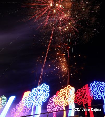 Así celebran las familias nicaragüenses la vigilia para recibir el 44/19 del triunfo de la Revolución Sandinista 