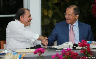 Presidente Daniel y Compañera Rosario se reúnen con Canciller Sergei Lavrov de la Federación Rusa 