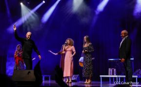 Presentación del Coro Turetsky en el Teatro Nacional Rubén Darío, Nicaragua