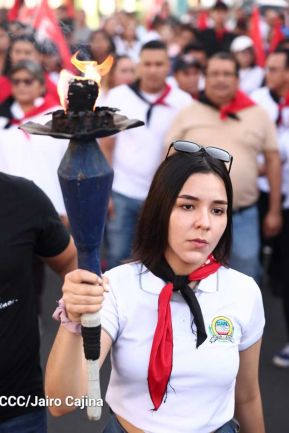 Conmemoración a los héroes y mártires del 23 de julio de 1959 en León