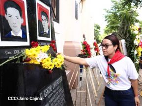 Conmemoración a los héroes y mártires del 23 de julio de 1959 en León