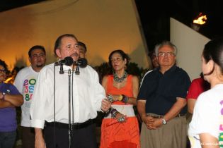 Daniel y Rosario conmemoran a Tomás y el Día Internacional de los Trabajadores