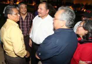 Daniel y Rosario conmemoran a Tomás y el Día Internacional de los Trabajadores