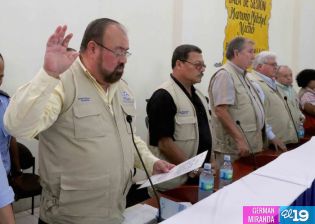 Juramentan a miembros de los Consejos Regionales de la Costa Caribe