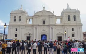 ¿Quién Causa Tanta Alegría? ¡La Asunción de María!