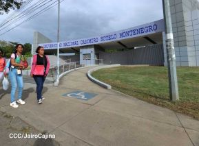 Ceremonia de instalación de la Universidad Nacional Casimiro Sotelo Montenegro