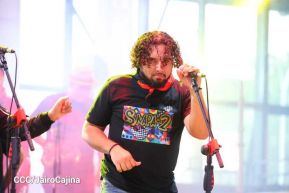 ¡Juventud Gloriosa! ¡Juventud Siempre al Frente!