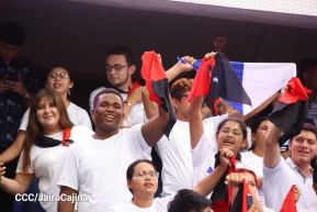 ¡Juventud Gloriosa! ¡Juventud Siempre al Frente!
