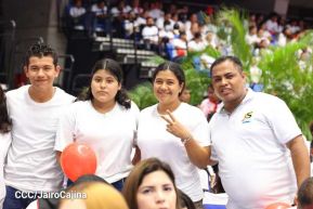 ¡Juventud Gloriosa! ¡Juventud Siempre al Frente!