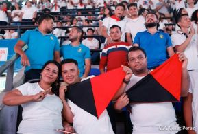 ¡Juventud Gloriosa! ¡Juventud Siempre al Frente!