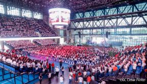 ¡Juventud Gloriosa! ¡Juventud Siempre al Frente!