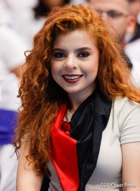 ¡Juventud Gloriosa! ¡Juventud Siempre al Frente!