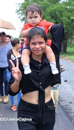 Caminata rumbo a la Hacienda San Jacinto para celebrar las batallas por la soberanía e independencia
