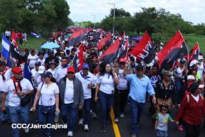 Caminata rumbo a la Hacienda San Jacinto para celebrar las batallas por la soberanía e independencia
