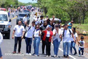 Caminata rumbo a la Hacienda San Jacinto para celebrar las batallas por la soberanía e independencia
