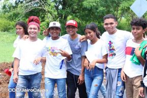 Caminata rumbo a la Hacienda San Jacinto para celebrar las batallas por la soberanía e independencia