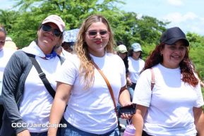 Caminata rumbo a la Hacienda San Jacinto para celebrar las batallas por la soberanía e independencia