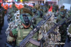 Desfile “Pueblo Ejército” en honor a los 44 años de su fundación del Ejército de Nicaragua