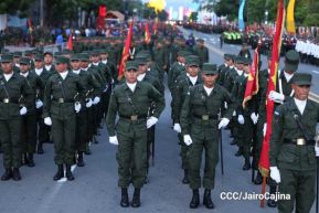 Desfile “Pueblo Ejército” en honor a los 44 años de su fundación del Ejército de Nicaragua