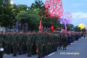 Desfile “Pueblo Ejército” en honor a los 44 años de su fundación del Ejército de Nicaragua