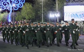 Desfile “Pueblo Ejército” en honor a los 44 años de su fundación del Ejército de Nicaragua