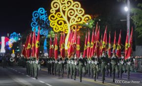 Desfile “Pueblo Ejército” en honor a los 44 años de su fundación del Ejército de Nicaragua