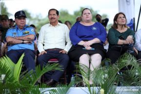 Desfile “Pueblo Ejército” en honor a los 44 años de su fundación del Ejército de Nicaragua