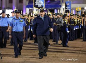 44 aniversario de fundación de la Policía Nacional