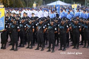 44 aniversario de fundación de la Policía Nacional