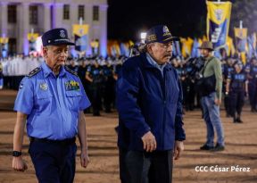 44 aniversario de fundación de la Policía Nacional