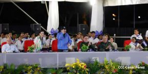 Desfile Escolar 2023 desde la Avenida de Bolívar a Chávez