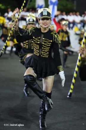 Desfile Escolar 2023 desde la Avenida de Bolívar a Chávez